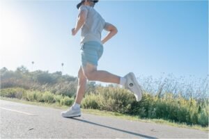 Topo Athletic Men's Magnifly 5 Running Shoes - Comfortable Lightweight Cushioned Durable 0MM Drop Laced Road Running Shoes, Athletic Shoes for Road Running - Image 6