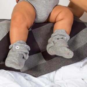 Burt's Bees Baby Newborn Essentials Unisex Organic Cotton Booties - Image 3